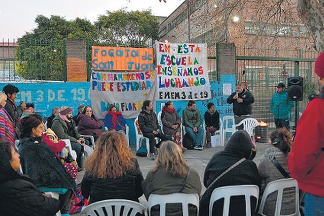 Escuela Bajo Flores